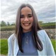 Estudiante con certificación C1 de Cambridge ofrece clases de conversación en inglés enfocadas en mejorar la fluidez al hablar