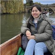 English tutor, Vietnamese - MA TESOL Sheffield Hallam Uni. Experience: Pronunciation, Basic grammar & Language use, Reading skills