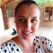 I am a native English speaker with a tefl cerrificate