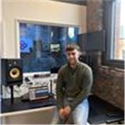 Music Production Graduate offering lessons in Logic Pro X for beginners and intermediates