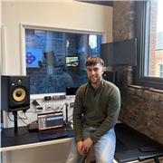 Music Production Graduate offering lessons in Logic Pro X for beginners and intermediates
