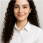 Je passe mon baccalauréat cette année. J'ai toujours eu des très bonne moyenne toute matière. J'ai déjà de l'expérience tutorat.