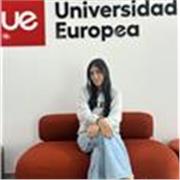Me defino una persona responsable, con ganas de poder enseñar, y tener una buena química, me encantan los niños. ingles avazado. 