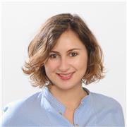 Enseignante en économie-gestion, management et commerce, relation client