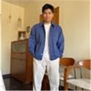 Soy un graduado de Bachillerato que busca poder inculcar la pasión y el conocimiento de la ciencias y lo básico de las lenguas