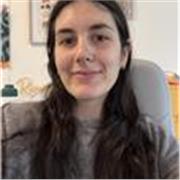 Offro lezioni private di graphic design, illustrazione e anche basi di animazione 3D. Posso anche occuparmi di aiutocompiti.