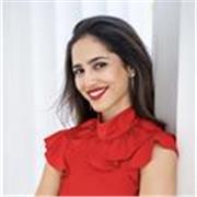 Erfahrene Sopranistin mit europäischer Bühnenerfahrung bietet Gesangs- und Klavierunterricht