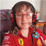 Historiadora ofrece clases particulares de historia