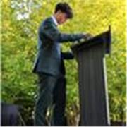 Se me da bien explicar de forma sencilla conceptos complejos. Puedo dar clases a estudiantes de secundaria. 