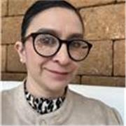 Docente con más de 15 años de experiencia en apoyo a los alumnos con diferentes técnicas de enseñanza