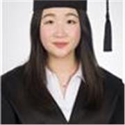 Profesora con más de 3 años de experiencia impartiendo clases a adultos como niños