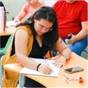 Professora de inglês para educação infantil e fundamental (5 a 8 anos) - online