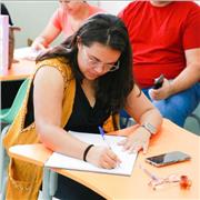 Professora de inglês para educação infantil e fundamental (5 a 8 anos) - online