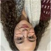 Profesora de Geografía e Historia imparte clases para alumnos de secundaria, selectividad y refuerzo de primaria