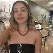 Tutora, estudiante de Derecho dispuesta a enseñar español a niños de enseñanza básica. O lenguaje a niños de pre kinder y kinder