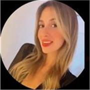 Profesora de Psicología, Psicoanálisis, TCC