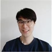 Professeur d'anglais, expert en apprentissage de langues vivantes, maîtrisant l'anglais, le français et le chinois au niveau bilingue (C2), l'espagnol au niveau avancé (B2-C1) et le russe au niveau intermédiaire (A2-B1)
