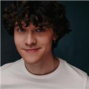 Studente universitario offre lezioni private a ragazzi di elementari, medie e superiori e adulti