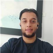 Profesor apasionado por el comportamiento humano y el aprendizaje acelerado, el entender como tú cerebro adquiere la información sensorial más accesible y así dar técnicas de estudio