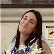 Studente di giurisprudenza impartisce lezioni di inglese, spagnolo e diritto per ragazzi del liceo e di istituti tecnici