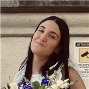 Studente di giurisprudenza impartisce lezioni di inglese, spagnolo e diritto per ragazzi del liceo e di istituti tecnici