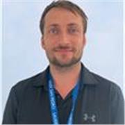 Profesor británico ofrece clases de inglés y de preparación para exámenes de Cambridge