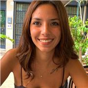 Laureanda in Lingue offre lezioni e aiuto compiti, di lingua francese e inglese, a studenti di medie e superiori e adulti