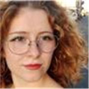 Ragazza dilplomata offre ripetizioni private di filosofia