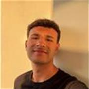 Soy estudiante de Administración y Dirección de Empresas, por lo que tengo habilidades en el área de matemáticas y economía.