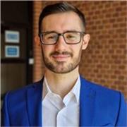 Laureato in CTF, attualmente impiegato come ricercatore in chimica organica, offre aiuto in chimica organica