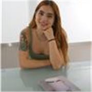 Hola! Soy Andrea y me encantaría enseñarte todo lo que sé sobre fotografía.