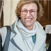 Maestra curricolare, con esperienza anche con alunni con DSA, offresi per aiuto compiti e sostegno allo studio