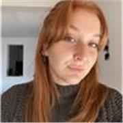 Laureata in Scienze della Mediazione Linguistica e laureanda in Linguistica e traduzione offre lezioni di francese e inglese per cercare di farvi appassionare a queste due lingue e sfruttarle al meglio