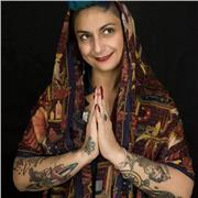 Parole, accenti, storie. Imparare ridendo è imparare davvero.