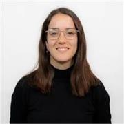 Profesora con experiencia ofrece clases presenciales y en línea, brindando una enseñanza de calidad. 