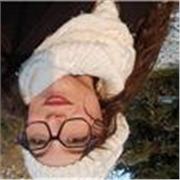 Professeur particulier donnant des cours d'anglais pour des élèves de niveau collège et lycée. Je suis à l'écoute et patiente !