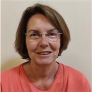 soy Ute. Soy licenciada en Germánicas por la Universidad de Hamburgo y he trabajado 20 años en el Goethe-Institut ( equivalente al Cervantes). Ofrezco clases de alemán en mi domicilio de Torre del Mar. Soy paciente , comprensiva y muy comprometida