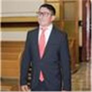 Maestro de apoyo escolar, ya sea para primaria, secundaria, prepa o universidad. Soy Lic. en Derecho, y Maestro en derecho