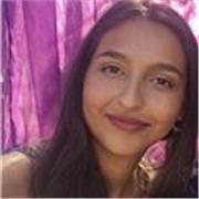 Profesora de inglés con metodología conversacional. 