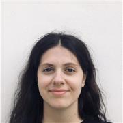 Studentessa universitaria offre ripetizioni