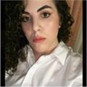 Madrelingua con diploma di scuola secondaria. Studentessa universitaria 