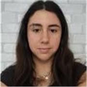 Titulada en inglés con nivel C1, y más de 15 años practicando el idioma 