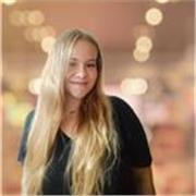 Profesora de valenciano con C1 y bilingüe