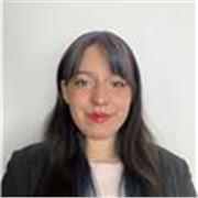 Profesora virtual de literatura y lengua castellana para ayuda con los deberes