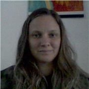 Soy docente de primaria con experiencia en acompañar a estudiantes de diferentes niveles