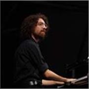 Insegnate di musica offre lezioni private di pianoforte, composizione, TAC, teoria e solfeggio, musica classica, jazz e moderna, a Sesto Fiorentino (FI)