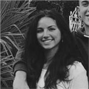 Laureata abilitata all'insegnamento, 6 anni di esperienza. Aiuto compiti, ripetizioni, metodo di studio (elementari/medie)