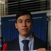 Asesor ofrece servicios para apoyar en materias escolares