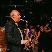 Saxophone lessons , saxophone tuition