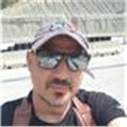 Soy Toni Santiso, fotógrafo profesional con más de 25 años trabajando para diferentes medios, si quieres mejorar, puedo ayudarte! 